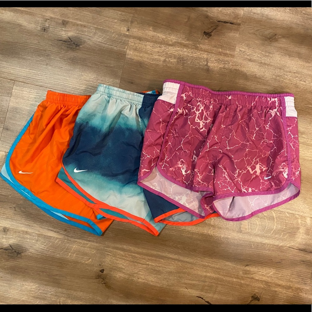 Nike running shorts size small